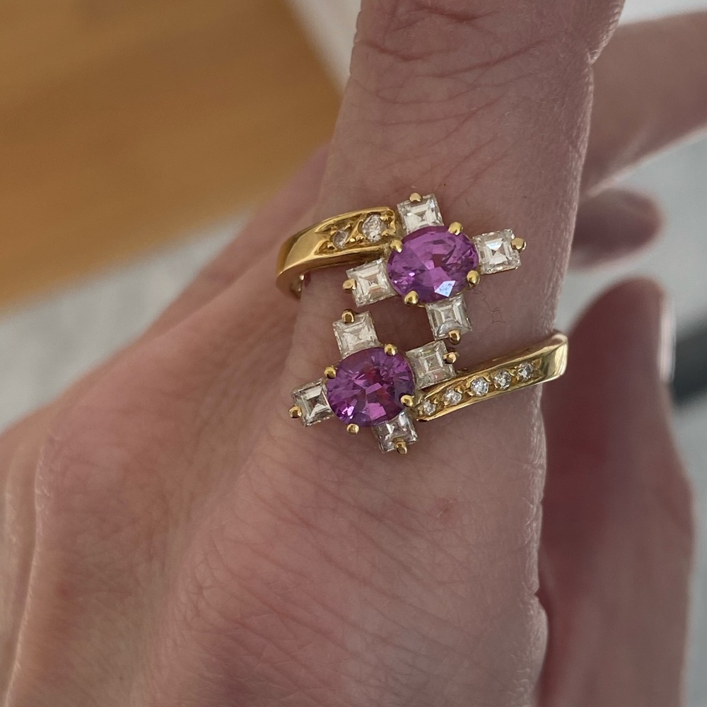 H. Stern Vintage from 60s. Pink sapphire ring